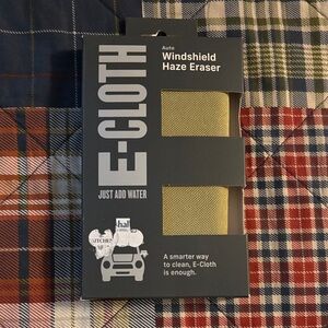 Auto Windshield Haze Eraser - Yellow